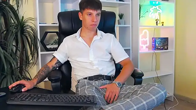 ThomasEdisonn: вебкам-шоу