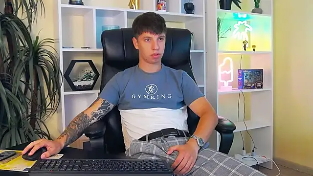 הופעת וובקאם של ThomasEdisonn
