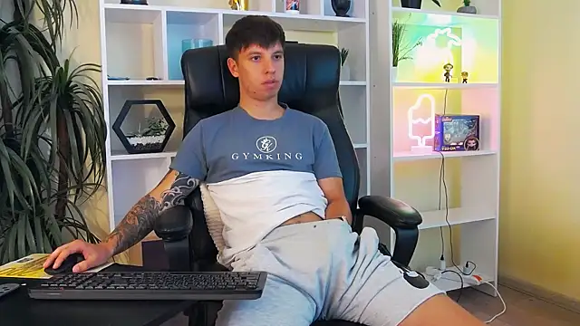 הופעת וובקאם של ThomasEdisonn