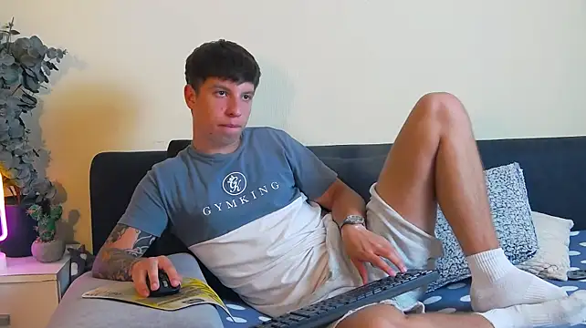 הופעת וובקאם של ThomasEdisonn
