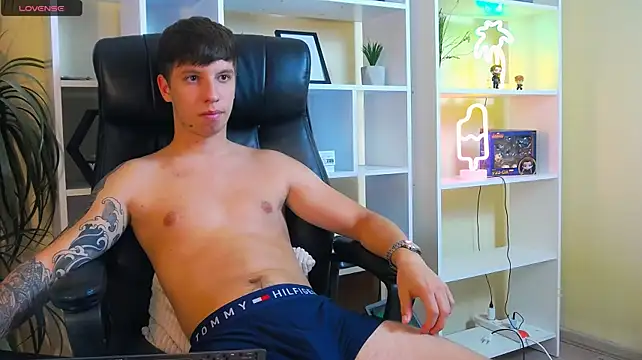 Show de ThomasEdisonn na webcam