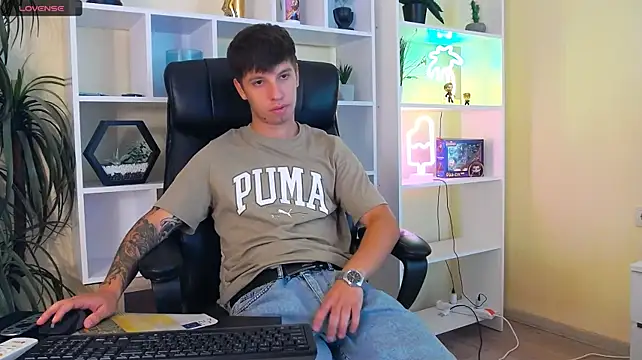 ThomasEdisonn Pertunjukan Webcam