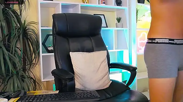 ThomasEdisonn Шоу с уебкамера