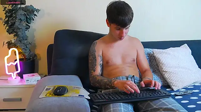 ThomasEdisonn webkamerás műsora