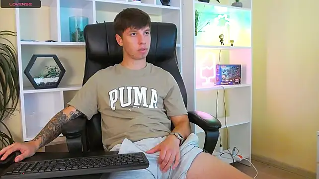 ThomasEdisonn webkamerás műsora