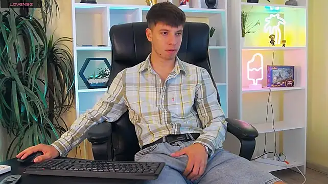 Вебкам-шоу ThomasEdisonn