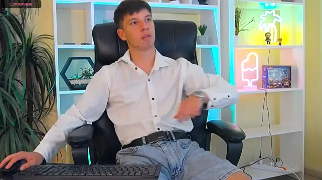 הופעת וובקאם של ThomasEdisonn