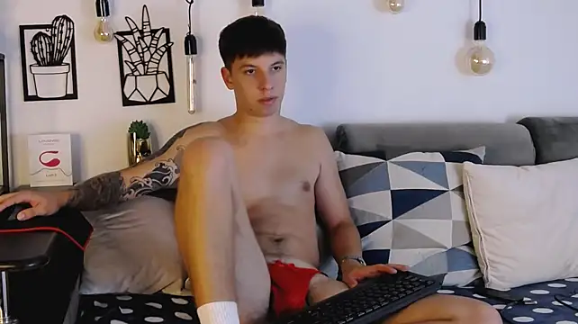 ThomasEdisonn Adlı Modelin Web Kamerası Şovu