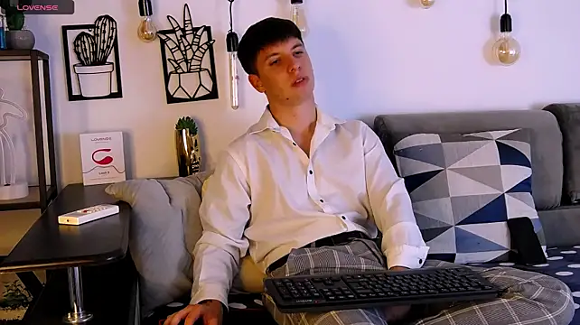 ThomasEdisonn's Webcam Show