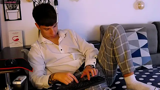 ThomasEdisonn Pertunjukan Webcam