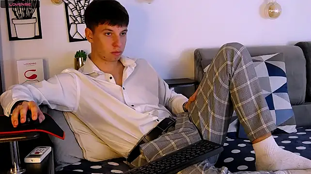 ThomasEdisonn: вебкам-шоу