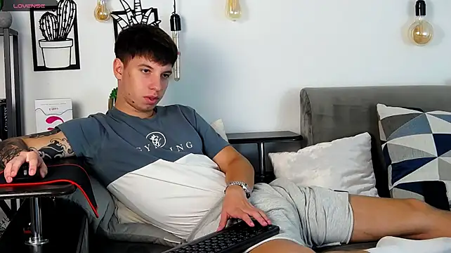 عرض كام ThomasEdisonn