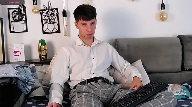 ThomasEdisonn Adlı Modelin Web Kamerası Şovu