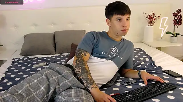 عرض كام ThomasEdisonn