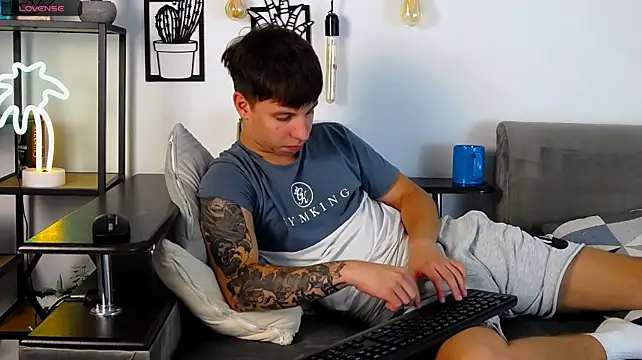 عرض كام ThomasEdisonn
