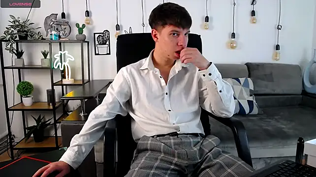 عرض كام ThomasEdisonn
