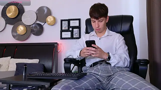 Вебкам-шоу ThomasEdisonn