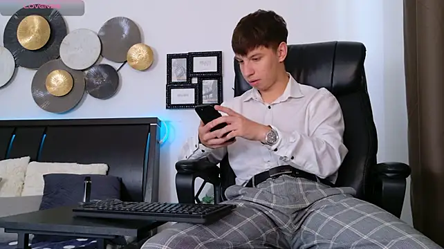 ThomasEdisonn Show in webcam