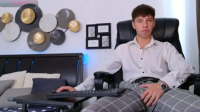 ThomasEdisonn webkamerás műsora