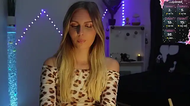 Вебкам-шоу BonnieBluX