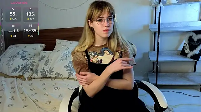 JanitaPhurrough: онлайн-секс-чат