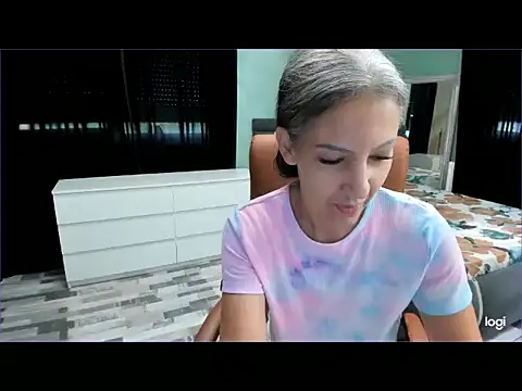 LexxxyDiamond's Live XXX Chat
