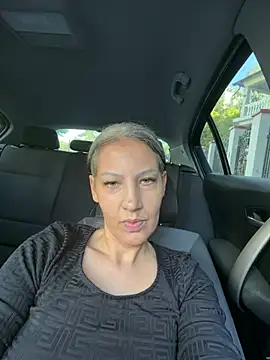 LexxxyDiamond – Live XXX-chat