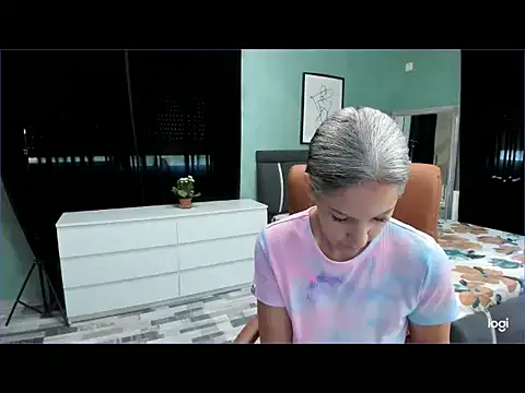 LexxxyDiamond – Live XXX-chat