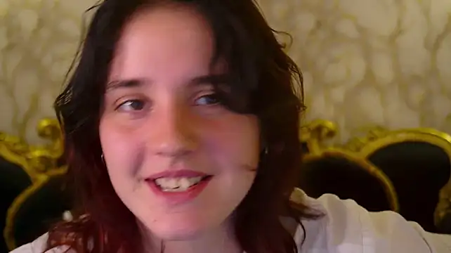 CassandraGold's Live XXX Chat