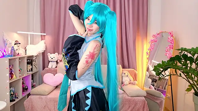 Miiya_Moore's Webcam Show
