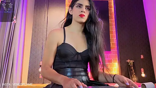 Venus_flame1 Webcam show
