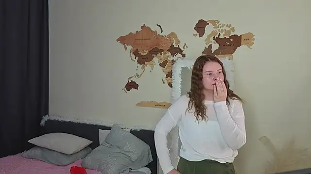 IsobelBoderick: онлайн-секс-чат