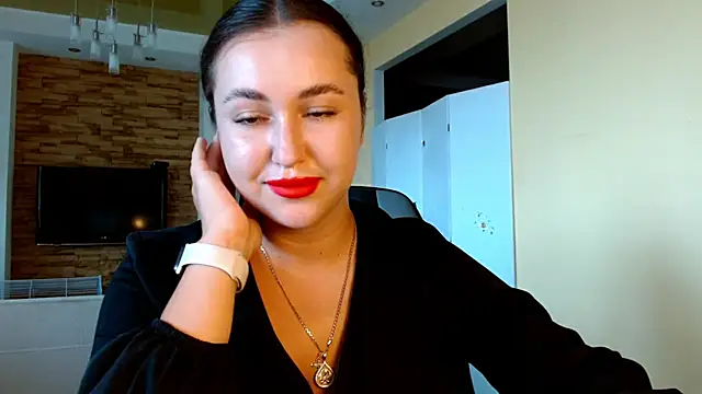Show modela ElizabethJam na web-kameri