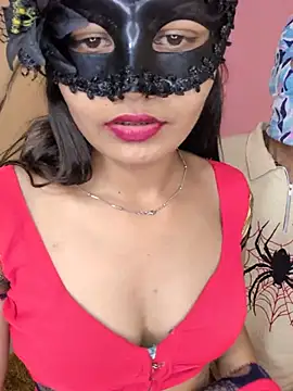 הופעת וובקאם של Tina_verma01