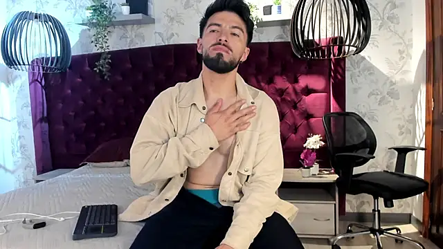 Liam_ashford Webcam Show