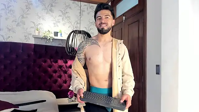 Liam_ashford Show in webcam