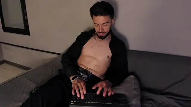 Liam_ashford webkamerás műsora