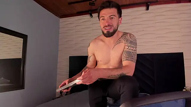 Liam_ashfordn Webbikameraesitys
