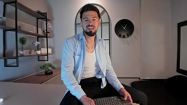 Liam_ashford Webcam Show