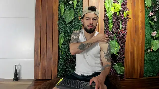 Liam_ashford Webcam Show