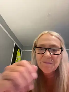 Blondnboujee53 Webcam-Show