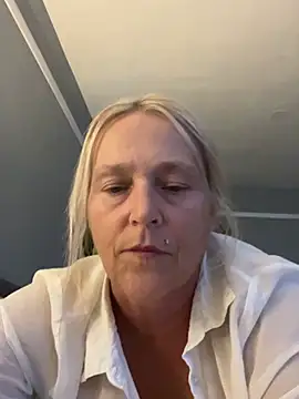 Blondnboujee53 Webcam-Show