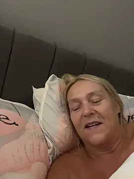 Blondnboujee53 Webcam-Show