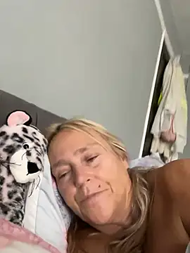 عرض كام Blondnboujee53