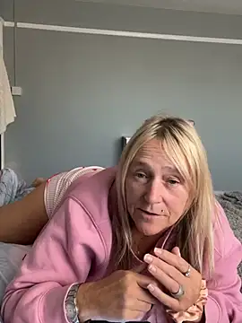 عرض كام Blondnboujee53