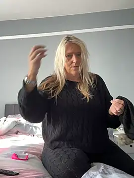 Show de Blondnboujee53 na webcam