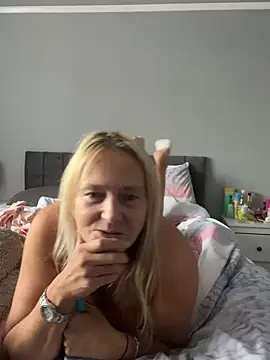 Blondnboujee53 Webcam-Show