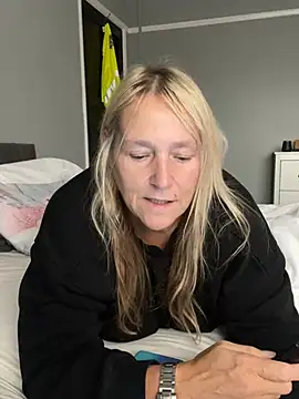 Blondnboujee53n Webbikameraesitys