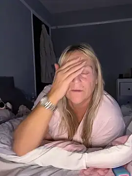 عرض كام Blondnboujee53