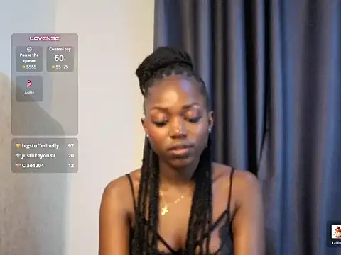 Chat +18 de Tasha_1 ao vivo